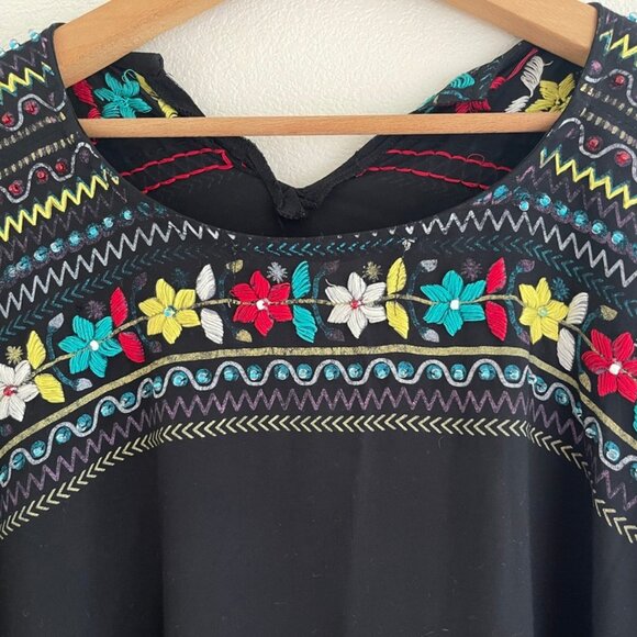 DOUBLE D RANCH Black Embroidered Poncho Top: NWOT! Fits Small-Large: Marked XS - Picture 4 of 7